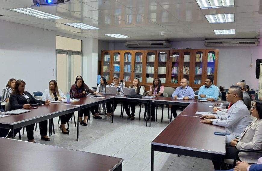 Centro de Gastroenterolog&iacute;a inicia proceso de implementaci&oacute;n de Normas B&aacute;sicas de Control Interno (NOBACI)