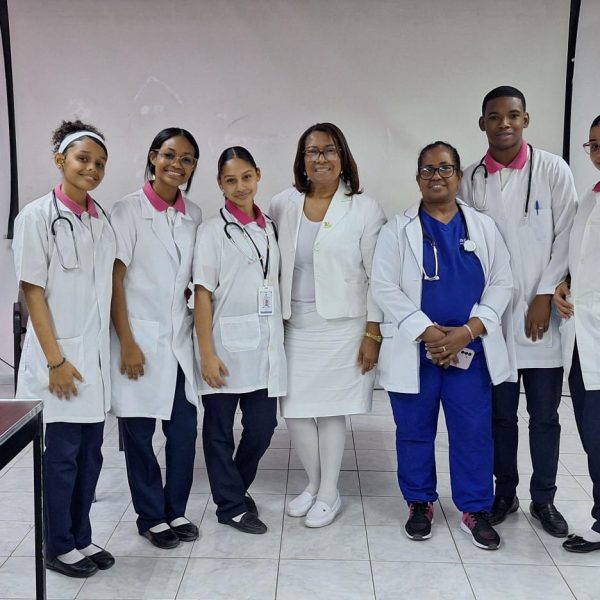 Departamento de Enfermer&iacute;a del Centro de Gastroenterolog&iacute;a realiza capacitaci&oacute;n sobre Administraci&oacute;n de Medicamentos