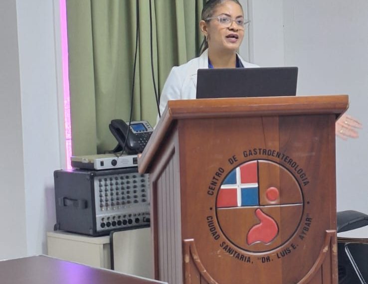 Departamento de Epidemiolog&iacute;a realiza capacitaci&oacute;n sobre Prevenci&oacute;n de Infecciones en Procedimientos Endosc&oacute;picos